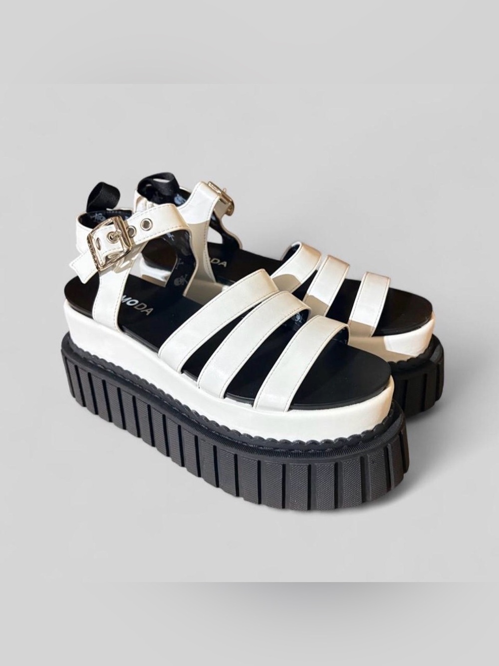 NIB Lamoda White Say It Platform Wedge Creeper Sandals Size 9